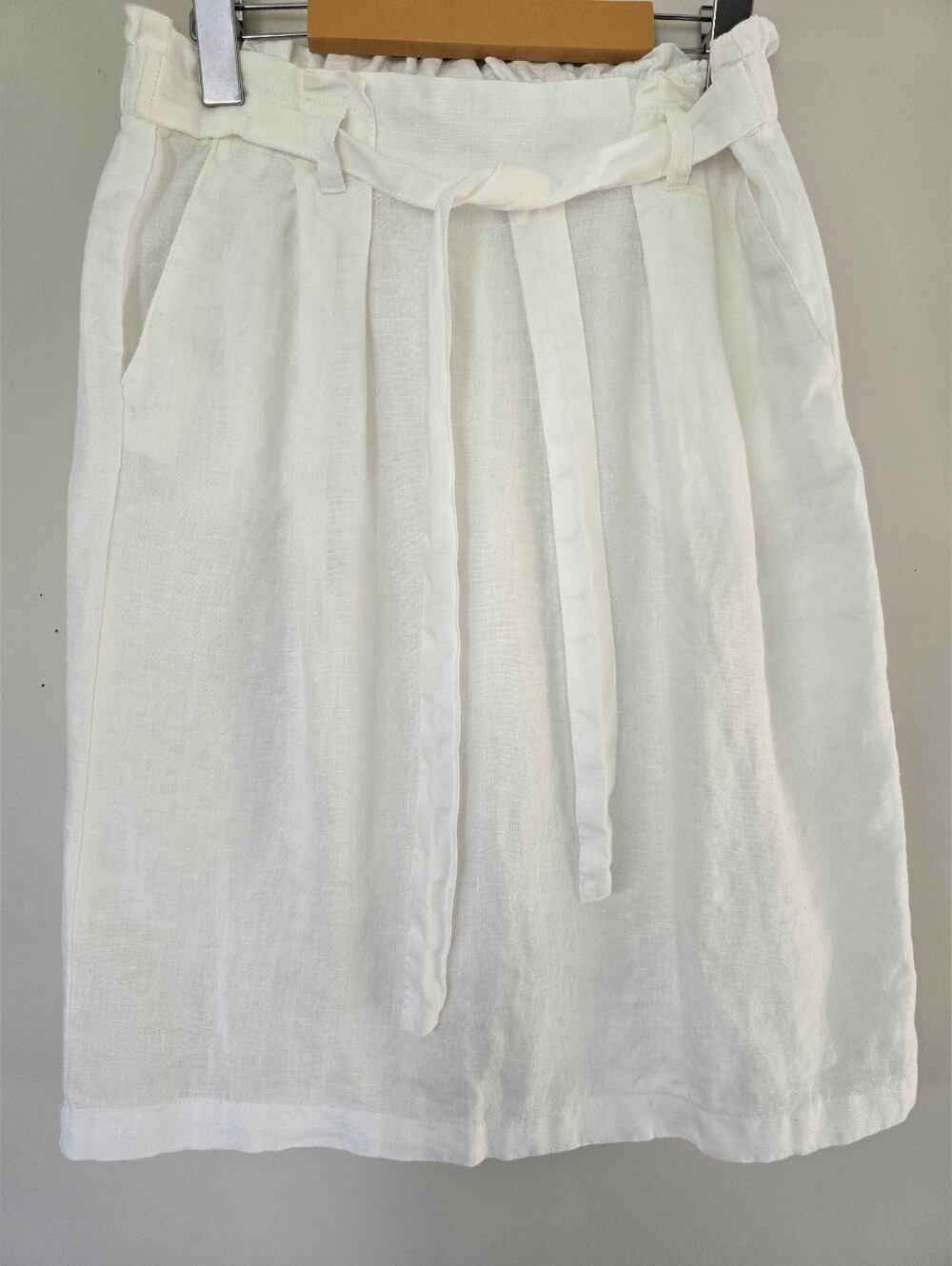 Ellen Tracy White Linen Tie-Waist Midi Skirt